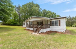 81 Cochran Rd, Richton, MS 39476