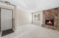 2330 SE BROOKWOOD Ave, Hillsboro, OR 97123