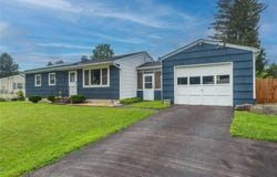 2 Flamingo Drive, Poughkeepsie, NY 12601