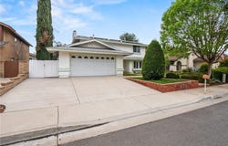 25582 Old Course Way, Valencia, CA 91355