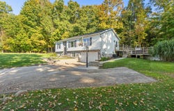 6927 Forestview Trail, Saranac, MI 48881