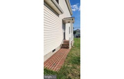 521 RIVERSIDE DR, ESSEX, MD 21221