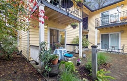 3561 SW TROY ST, Portland, OR 97219