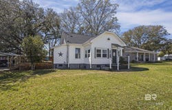 18914 Florida Street, Robertsdale, AL 36567