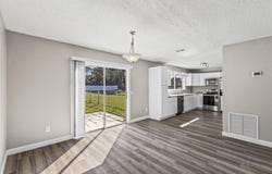 2122 SE Heathwood Circle, Port Saint Lucie, FL 34952