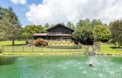 20 Spring Lake Drive, Mills River, NC 28759