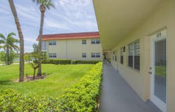 69 Royal Oak Court, Vero Beach, FL 32962