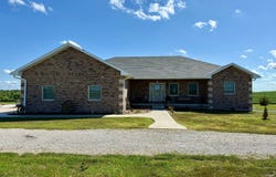 905  24th Road, Beattie, KS 66406