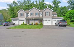 803 Grayson Place, Glenville, NY 12302