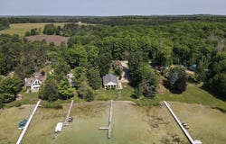 25307 N Shore Ln, McMillan, MI 49853