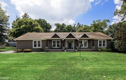 909 Claw Lane, Kodak, TN 37764