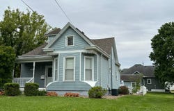 341 E 2nd South, Carlinville, IL 62626