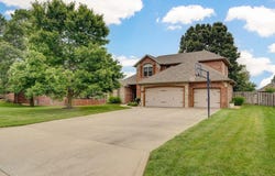 3807 W Olivia Street, Springfield, MO 65810