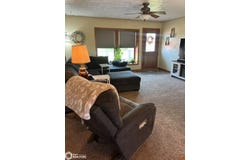 1401 W Broadway, Eagle Grove, IA 50533
