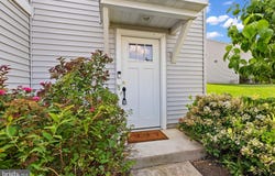 402 SMOKERING DRIVE, ROBESONIA, PA 19551