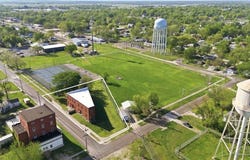 512 E Monroe Street, Iola, KS 66749