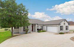460 Shayla Lane, Canyon Lake, TX 78133