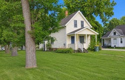 514 15th Street SW, Willmar, MN 56201