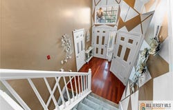 11 Rondell Lane, South Amboy, NJ 08879