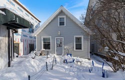 2502 W 3rd St, Duluth, MN 55806