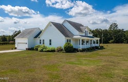 16 Craven Drive, Lumberton, NC 28358