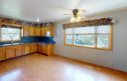 310 S Lubeck St., Holstein, IA 51025
