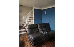 17121 KELLY Road, Detroit, MI 48224