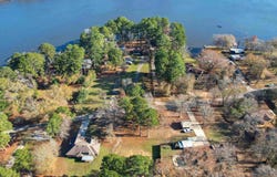 2013 W Lake Dr, Gladewater, TX 75647