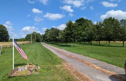 9407 N. 600th St., Robinson, IL 62454