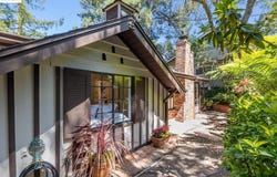 73 Homeglen Ln, Oakland, CA 94611