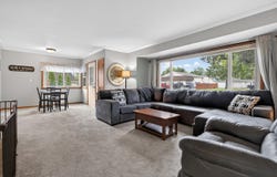 104 E Third Ave, Elkhorn, WI 53121