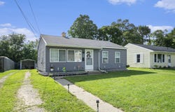 153 N Woodlawn Avenue, Battle Creek, MI 49037