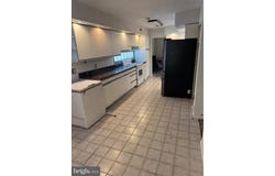 132 PETERSON BOULEVARD, DEPTFORD, NJ 08096