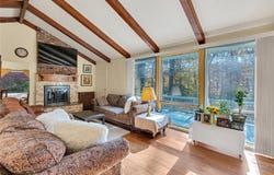 4 Meadowood Court, Huntington, NY 11743
