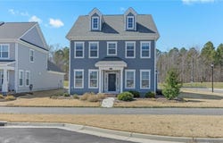2216 Hampton Roads Parkway, Chesapeake, VA 23321