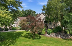 150 Kettle Ridge Drive, Stroudsburg, PA 18360