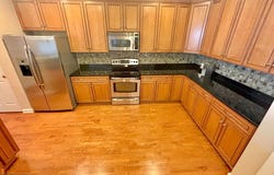 600 EDELEN STATION PLACE, LA PLATA, MD 20646