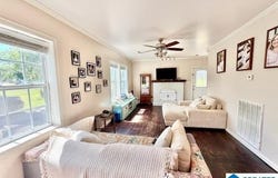 1005 4TH AVENUE, CLANTON, AL 35045