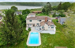 224 Neptune Drive, Groton, CT 06340