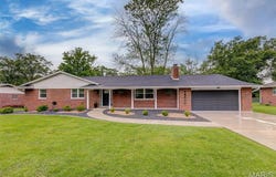 3402 Greenwood Lane, Godfrey, IL 62035