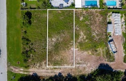 126 4Th St, St Augustine, FL 32080