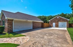 750 Emerald Sound Boulevard, Oak Point, TX 75068