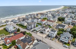 72 Plymouth Street, Hampton, NH 03842