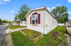 141 Marilyn Drive, Madison, OH 44057