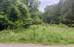 1.0 Acre Mansion Avenue, Claremont, VA 23899
