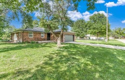 2920 W 16th St N, Wichita, KS 67203