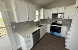 138 E Poplar Circle, Goddard, KS 67052