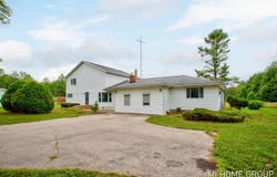 74721 30th Avenue, Covert, MI 49043