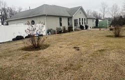 815 Gail Street, Charleston, MO 63834