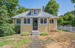 100 River Road, Marstons Mills, MA 02648